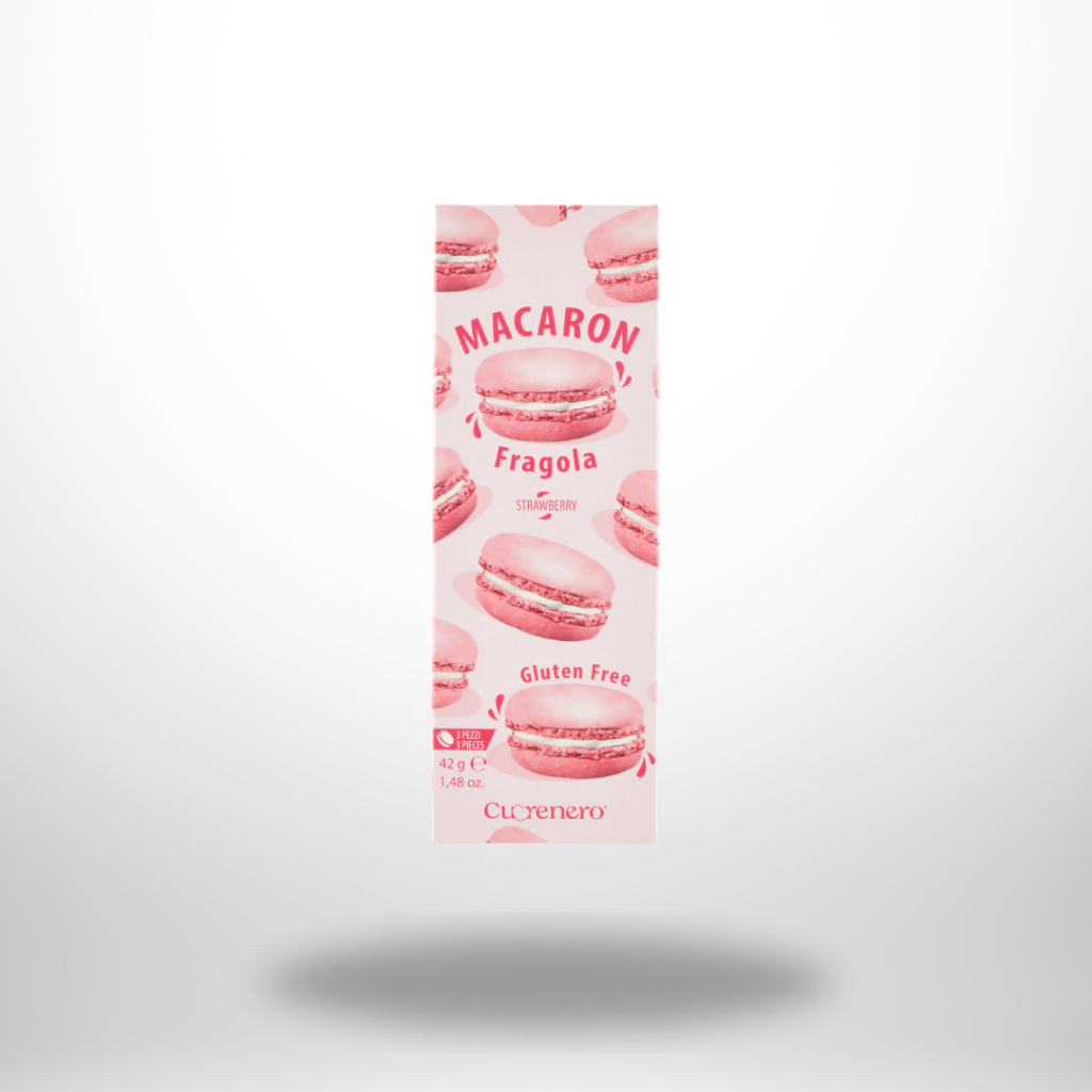 Schlanke Packung Cuorenero Macaron Fragola (42 g) mit pinken Erdbeer-Makaronen, glutenfrei gekennzeichnet.