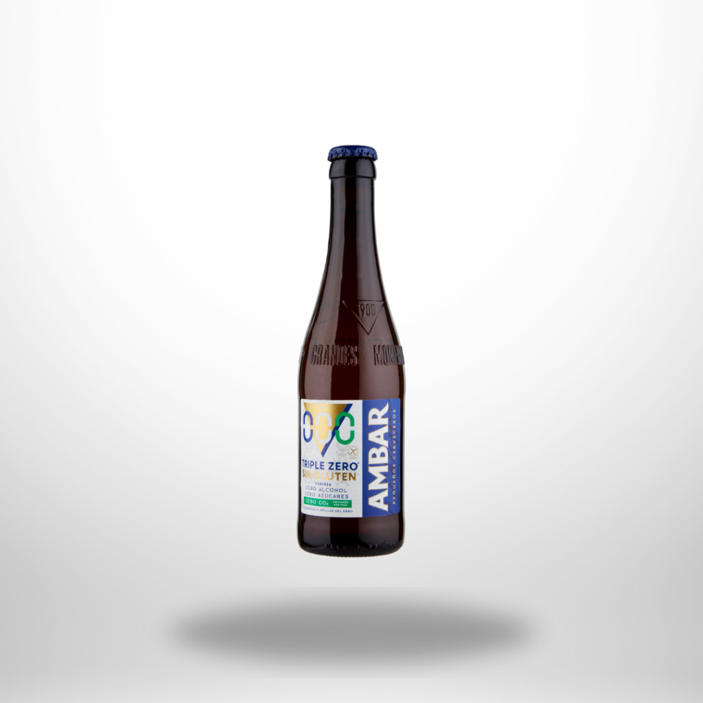 Braune Flasche Ambar 0.0 % Triple Zero Bier 0,33 l mit Etikett „sin gluten“ und „Triple Zero“.